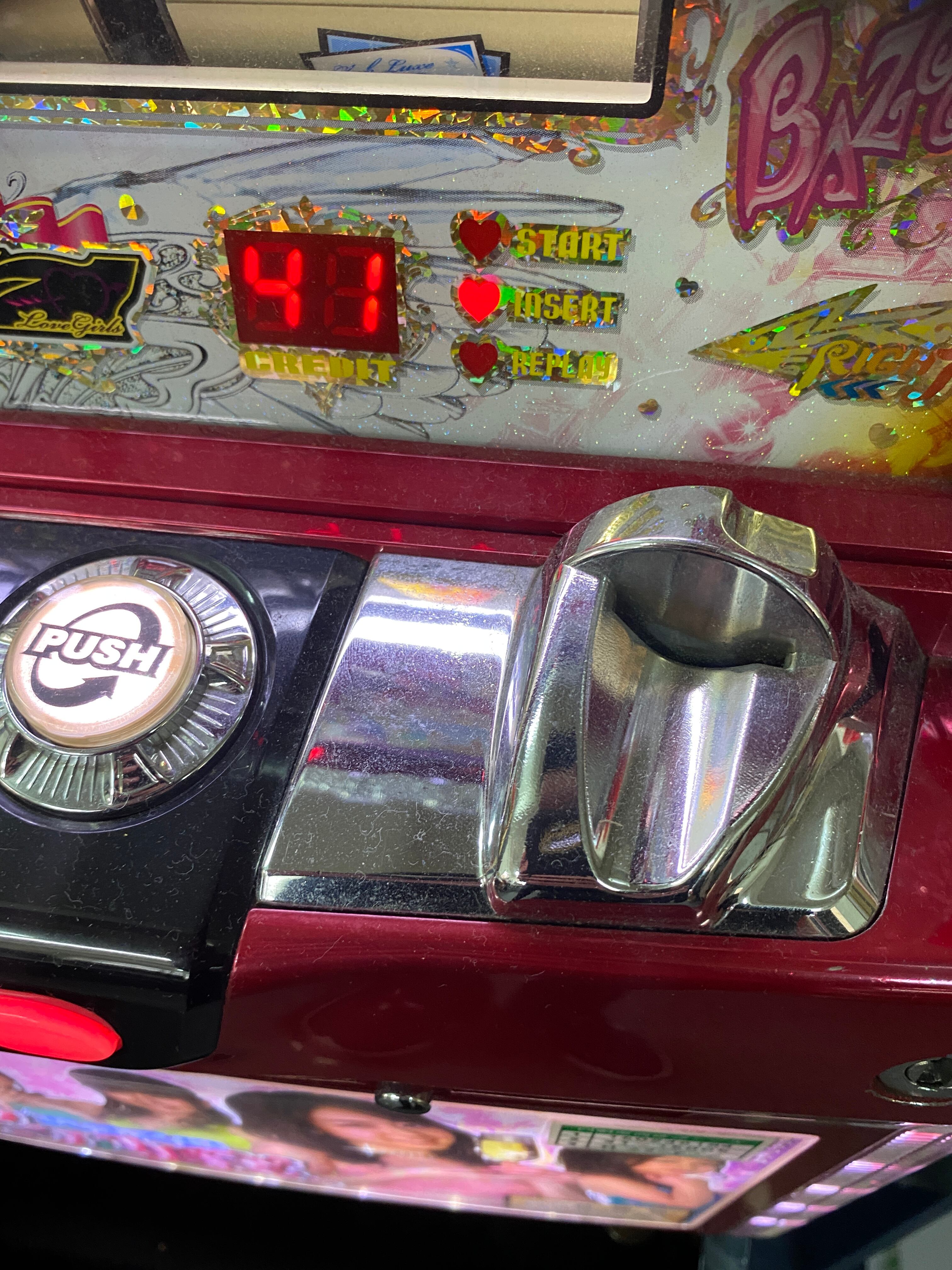 【5号機】ラブ嬢