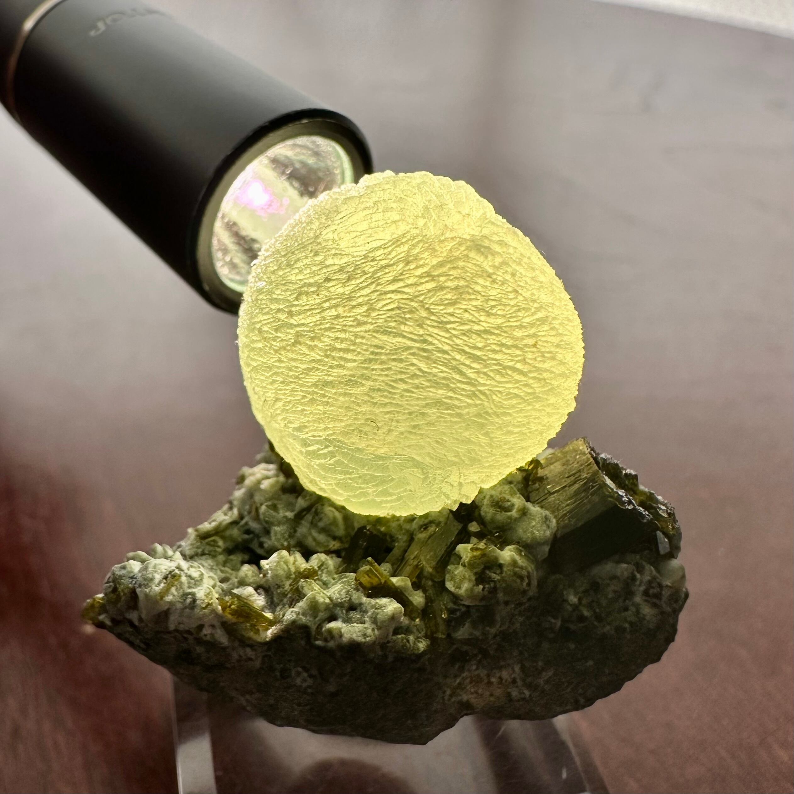 プレナイト / エピドート【Prehnite with Epidote】マリ共和国産