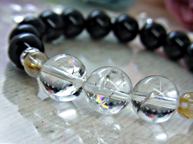 ◆お得品◆アイリス ルチル 金運 仕事運 男性へのプレゼント お守り ブラック パワーストーン 天然石ブレスH42