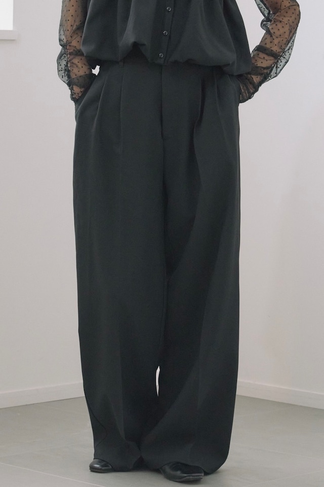 AM650311 basic tuck wide pants 【残り2点】
