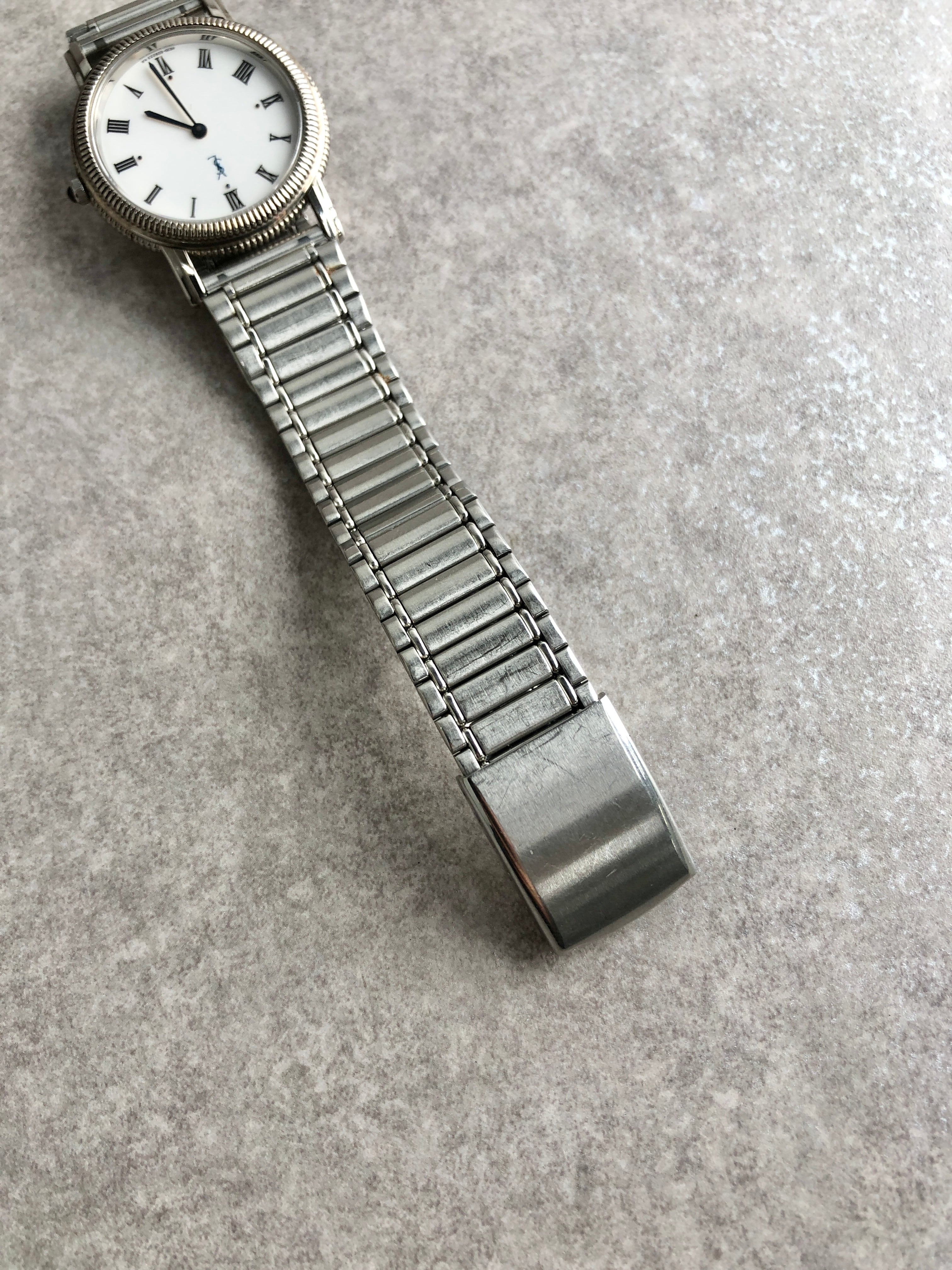 Yves Saint Laurent イヴ・サンローラン 腕時計 シルバー YSL