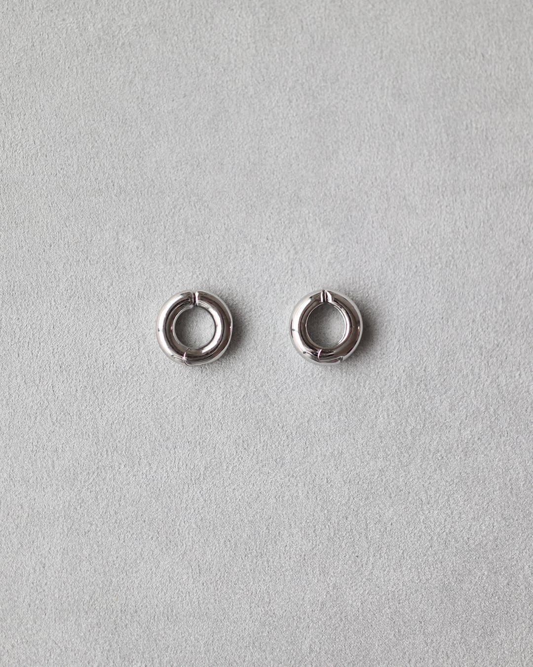 Hoop clip earring A / silver
