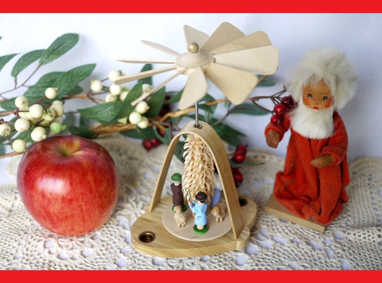 クリスマスピラミッド Richard Glaesse エルツ 木工細工