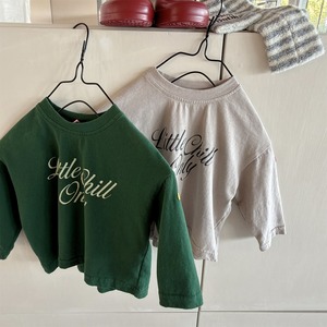 英字プリントロングTシャツ（2色展開）ADBB｜トップス ドロップショルダー｜幼稚園 保育園 小学生｜通園 通学 普段着｜韓国子供服｜男の子 女の子｜80-130cm｜2026秋服 ［取寄］
