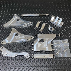 TOKYO PARTS／PCX Billet Engine Mount KIT (for 125cc & 150cc)  ／ PCXエンジン ビレットマウントKIT (PCX125＆150対応)