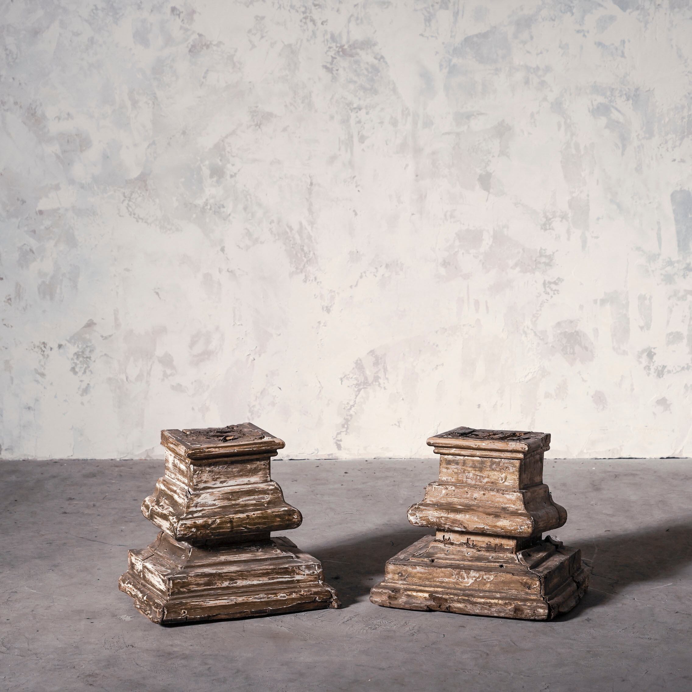 ピラー/オブジェ/フレンチアンティーク/空間ディスプレイ/撮影アイテム/花台/撮影背景/スタジオ