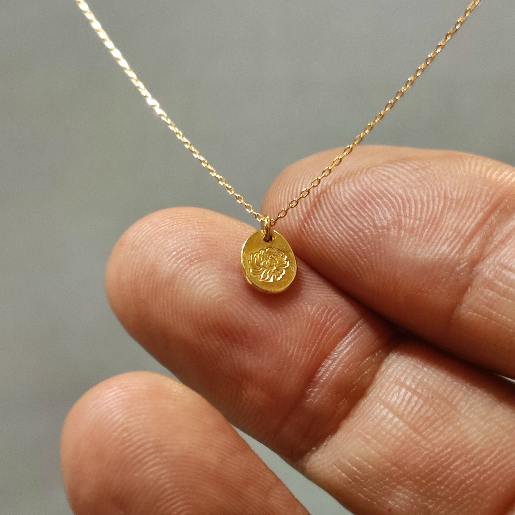 k18 ゴールド 花柄ネックレス K18金ゴールド花柄ネックレス 誕生花 for レディース Gold