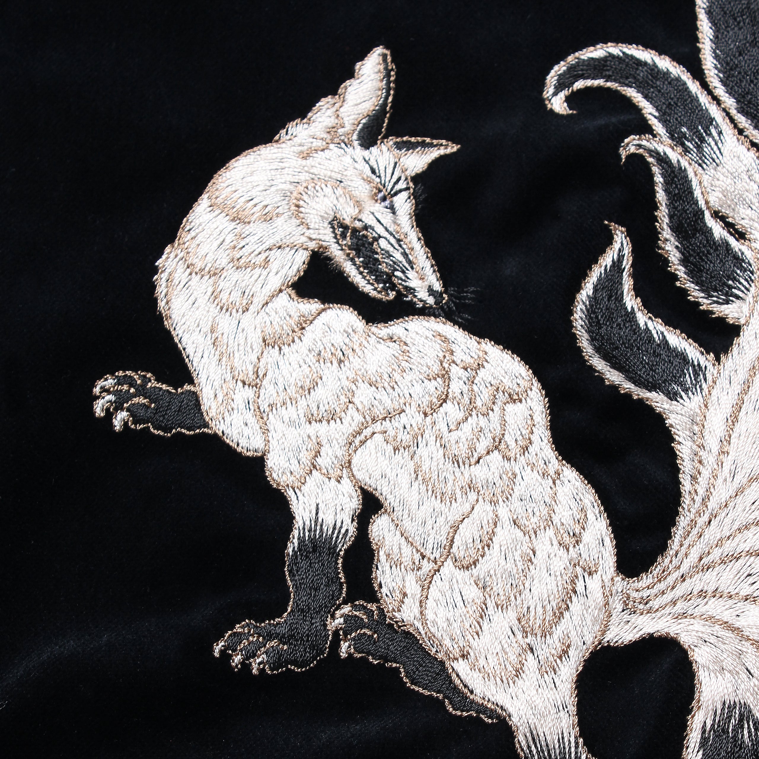 GAKKIN × BUDSPOOL 白墨狐 VELVETEEN SOUVENIR JACKET | APHRODITEGANG