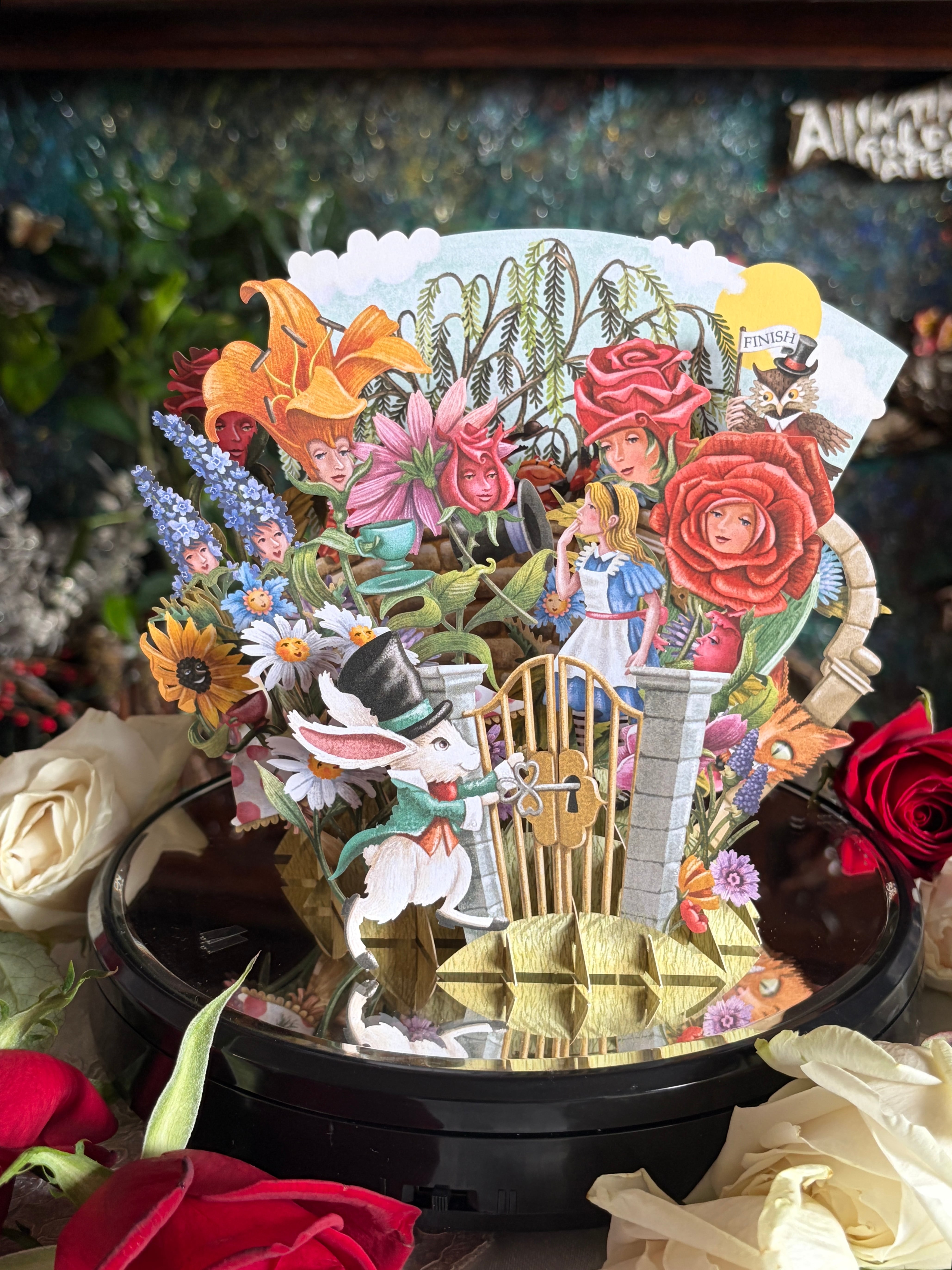◆2026新作◆Me&McQ◆アリス◆バラの花園◆立体3D◆Snobbish Rose気取ったバラ◆グリーティングカード◆お茶会◆不思議の国のアリス◆イギリス◆Paper D'Art◆