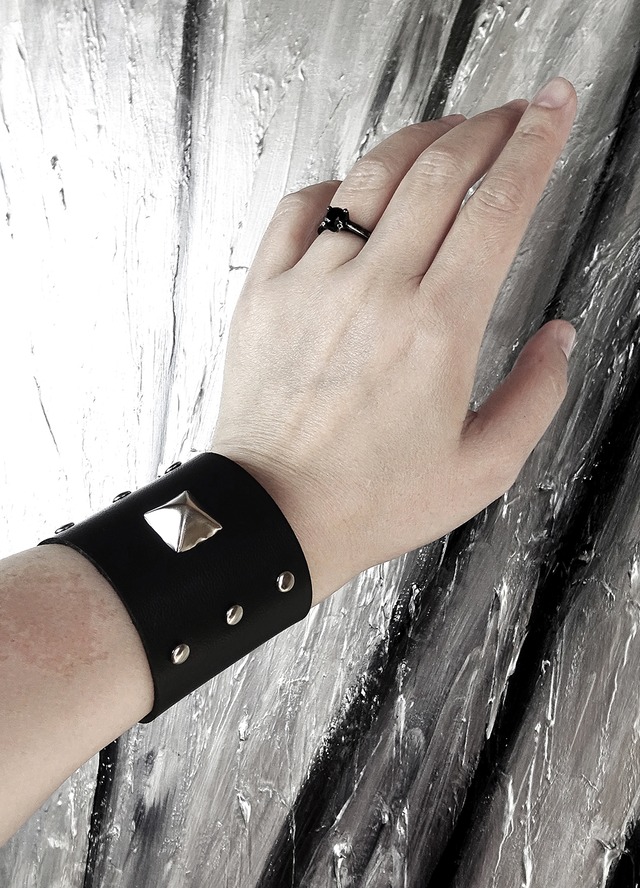 Artificial leather bracelet "Judgement"　人工皮革ブレスレット-審判-