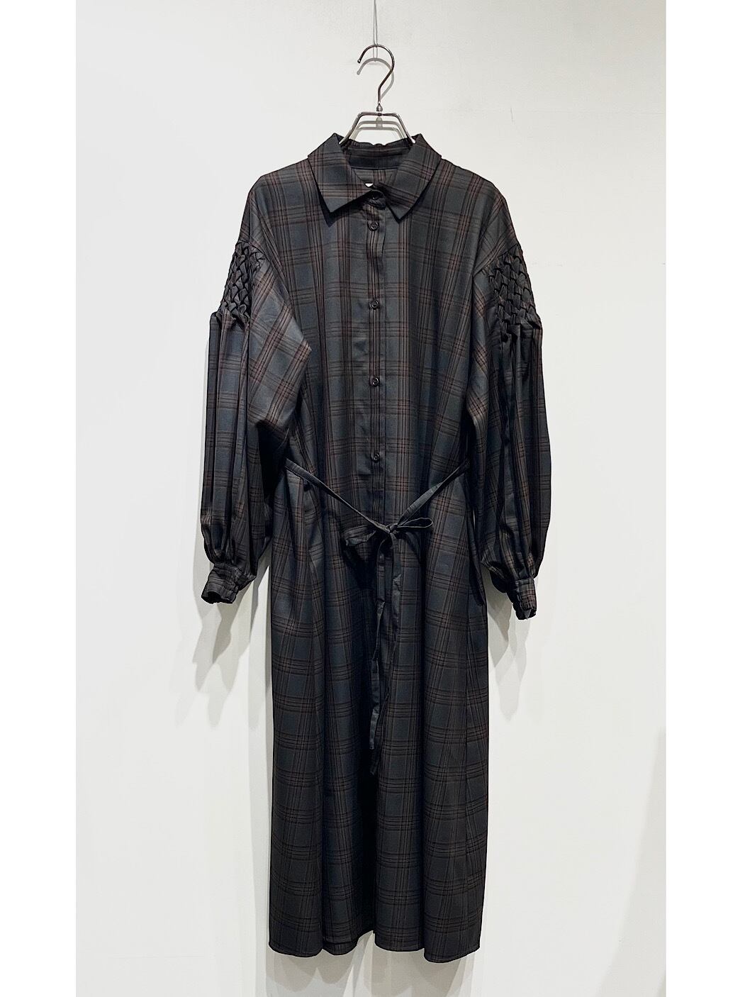 HERENCIA スモッキングスリーブワンピース