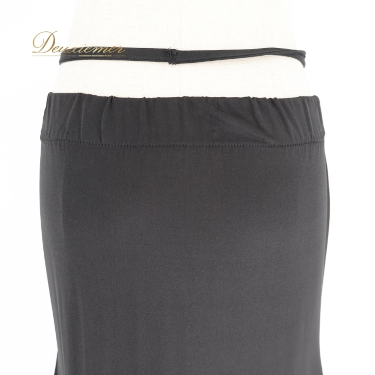 ベリーダンス オリエンタル 衣装 スカート ブラック系 フリル 黒 練習 レッスン スリット 無地 シンプル かわいい 透け感 伸縮 ストレッチ かっこいい ダンス衣装 イベント ステージ