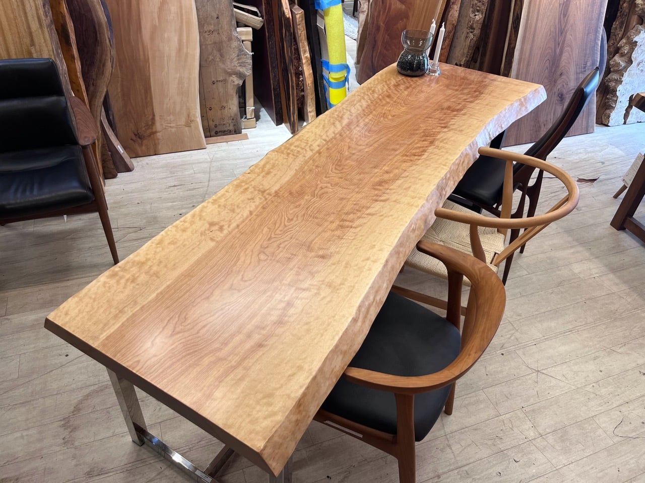 全面杢】真樺（マカバ）_2230×580-680×60_横浜元町店_テーブル天板/一