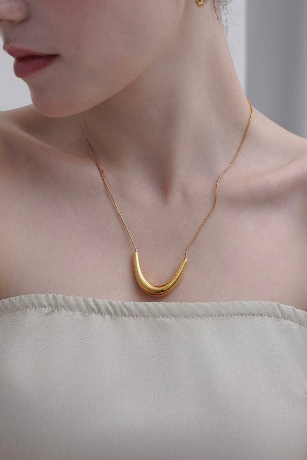 GOLD  BREAST  PENDANT値下げしました 316L Teard U necklace［GOLD］#n183 | CELINA