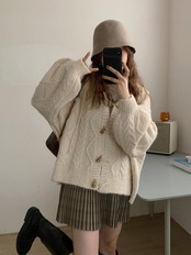 フード付きショート丈ニットカーディガン