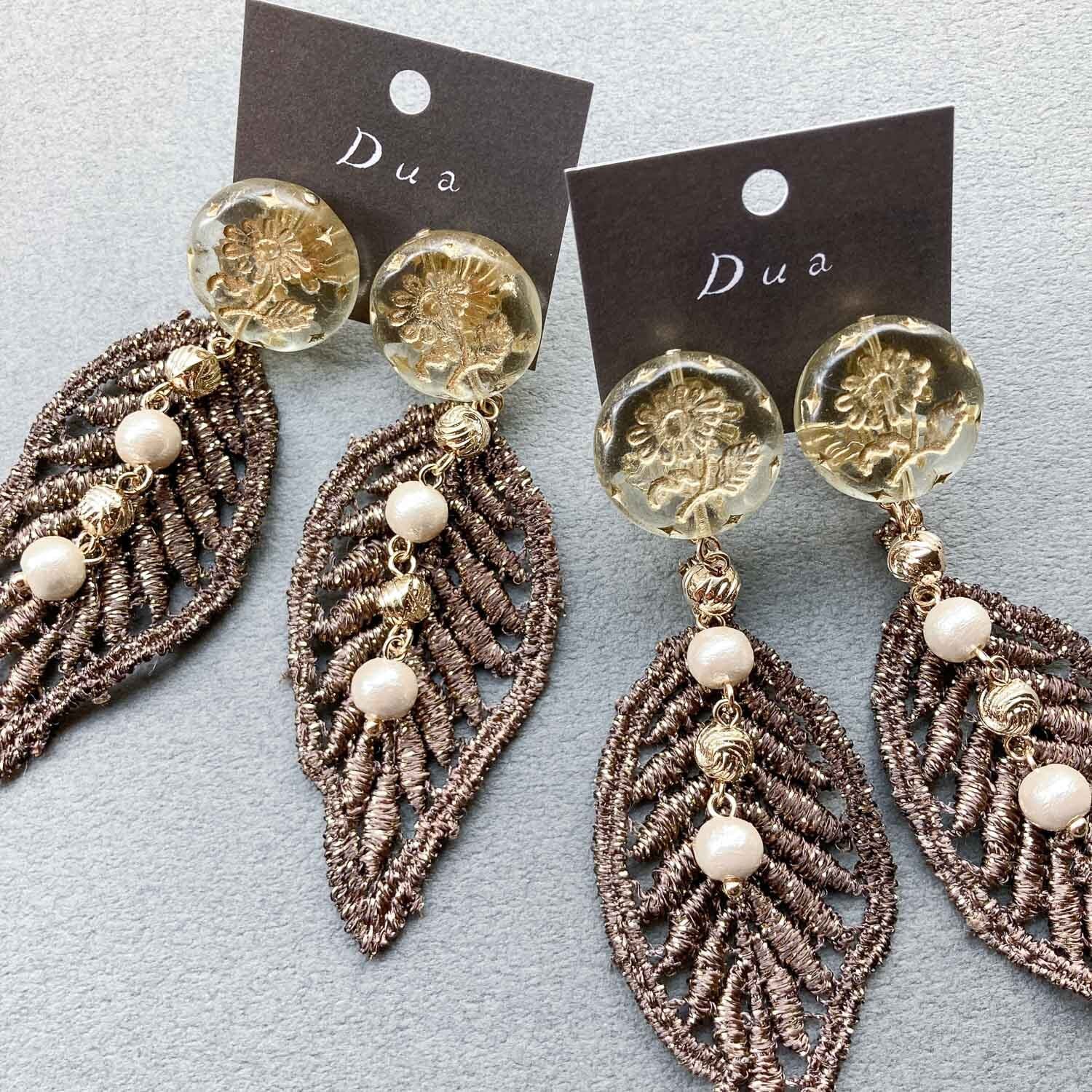 No.201 チェコビーズ 紫のグラデーションピアス ハンドメイド No.184