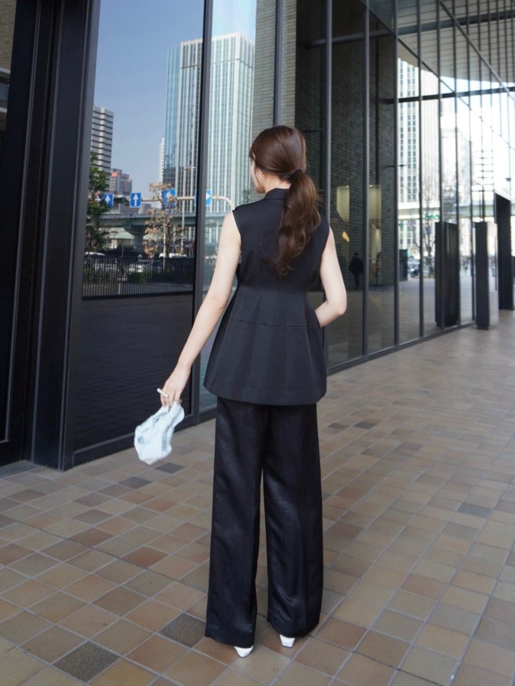 ballerina gilet / black 4/9 21:00 ～ 再販 (即納) | HYEON
