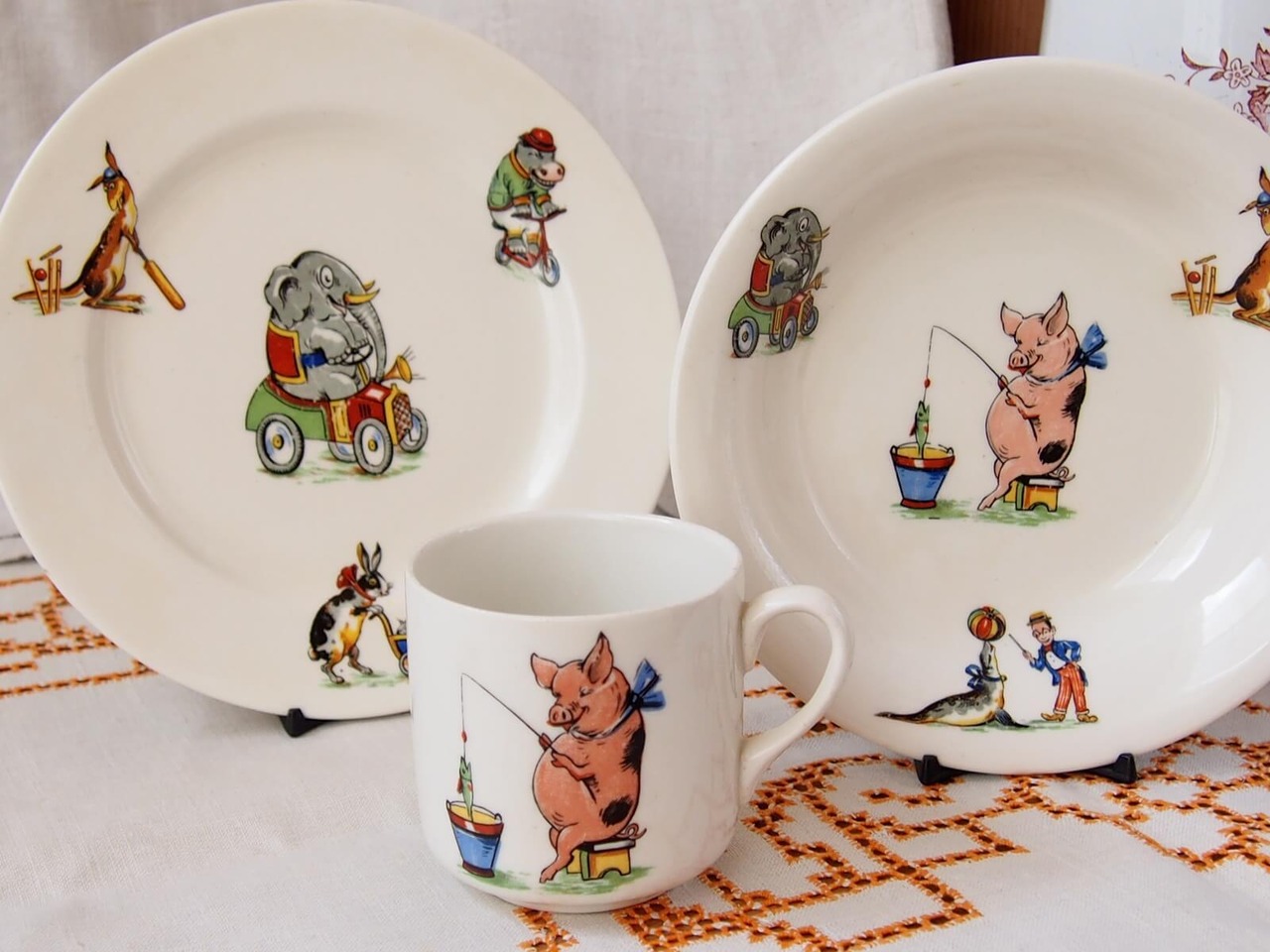 イギリスアンティーク　チャイルド食器セット　GRINDLEY