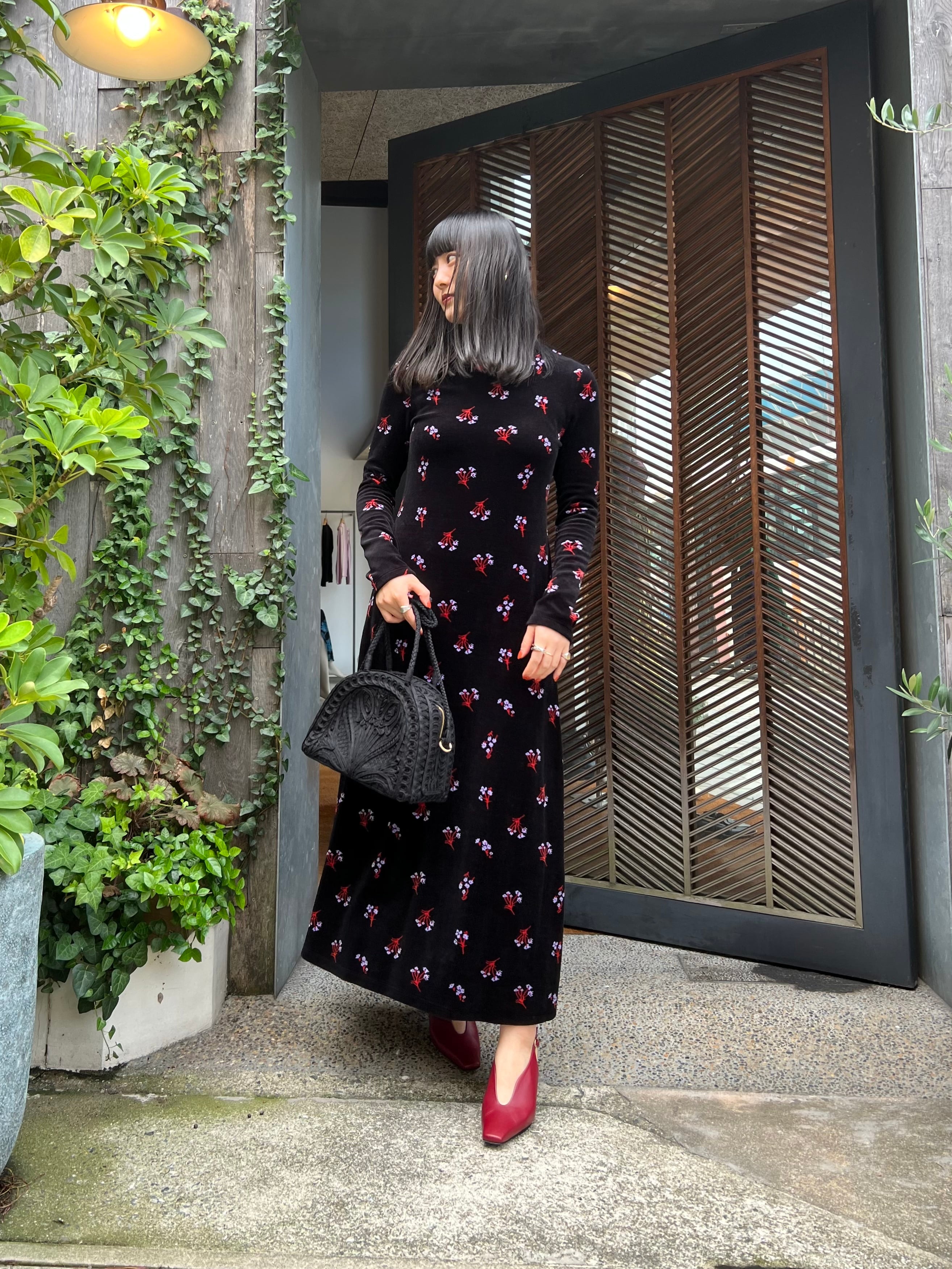 Mame Kurogouchi マメクロゴウチ / Floral Velour Jacquard High Neck  