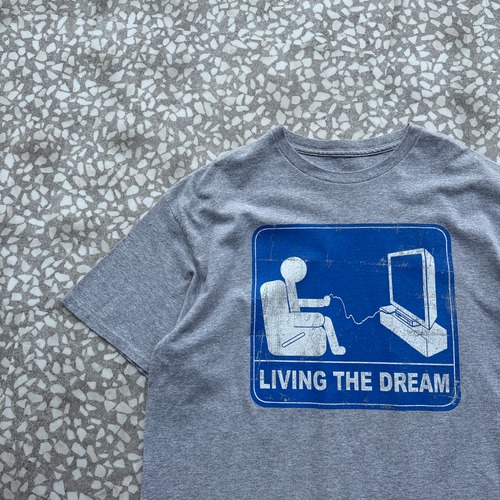 unknown / 00's- LIVING THE DREAM Tee sizeL相当