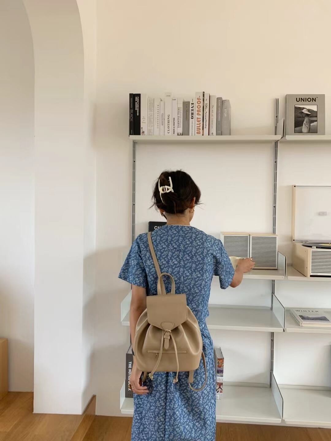 フェイクレザーリュック　AS105-305