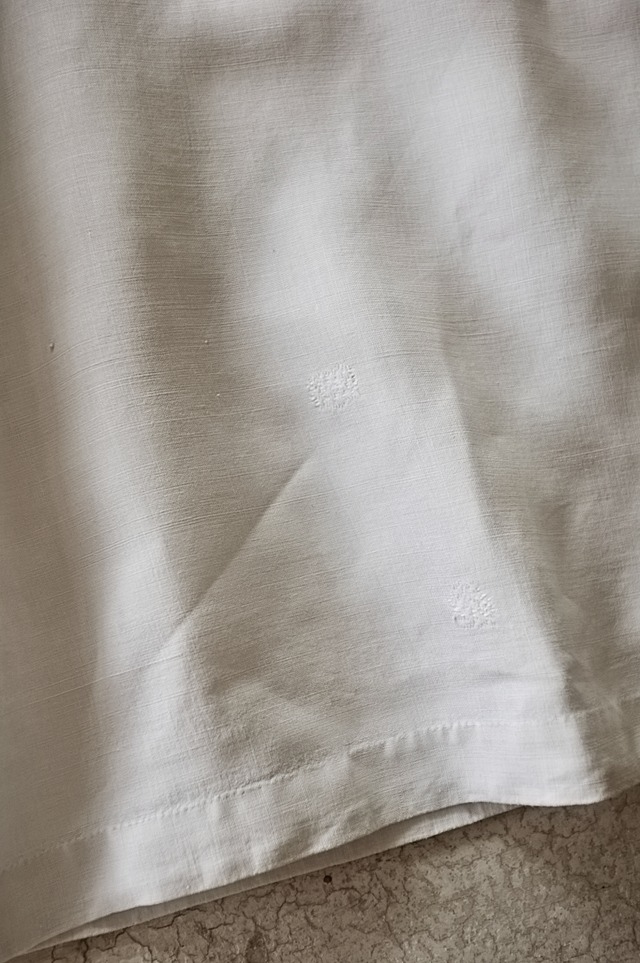 フランス 1900s リネン 華奢で繊細な白いエルフ的ワンピース  アンティーク