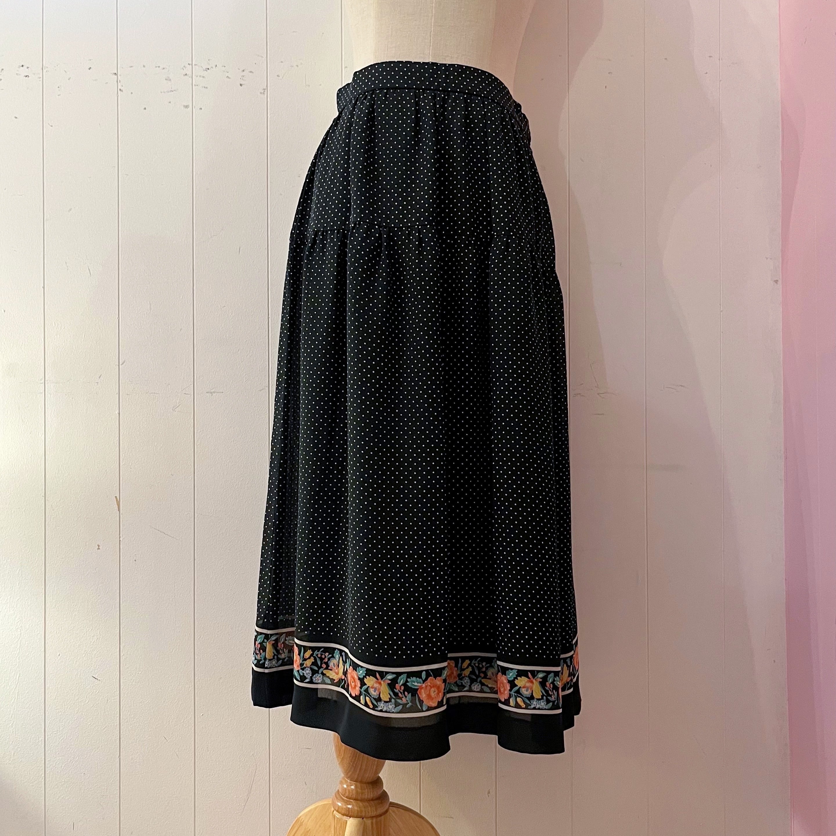 flower line black dot set up