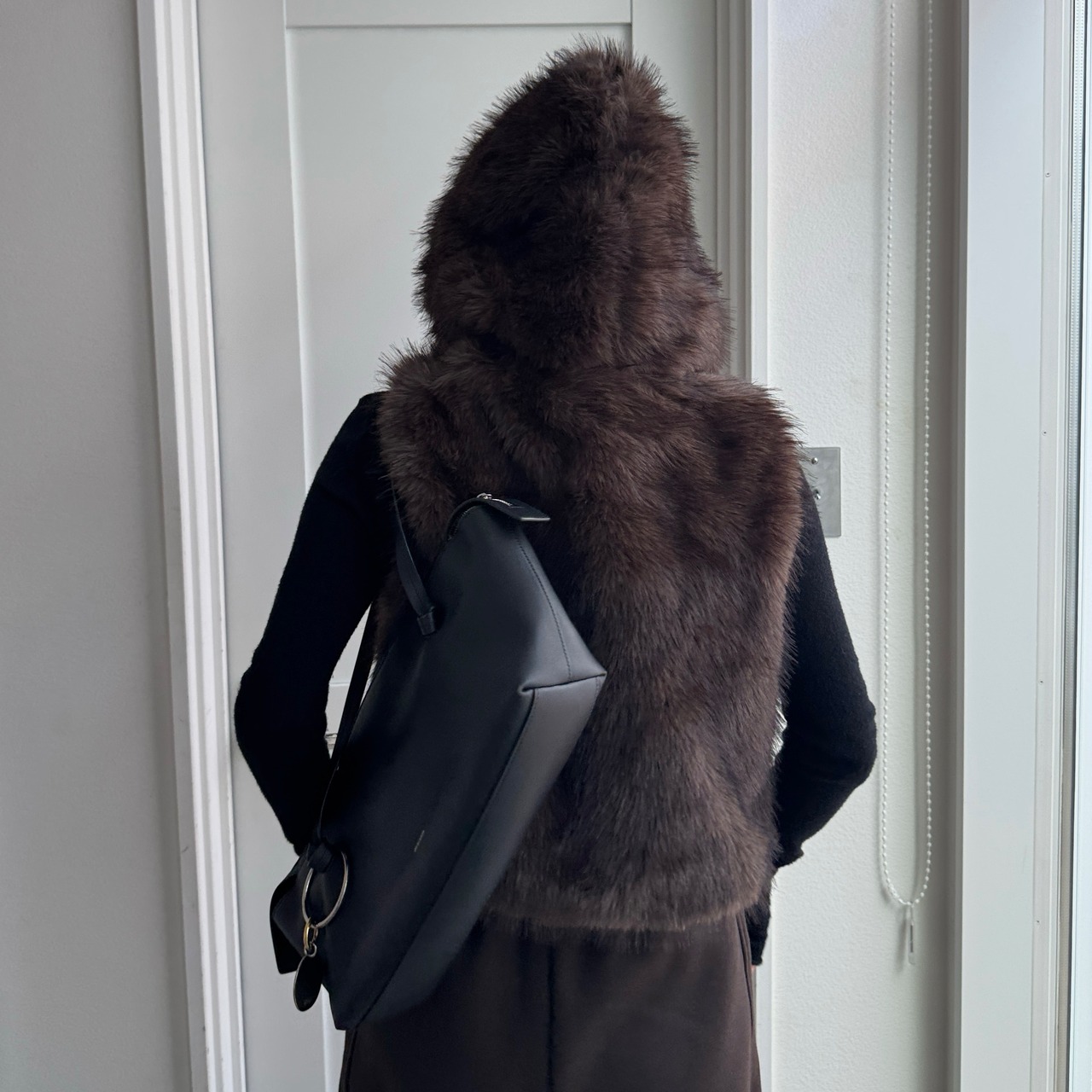 【東京先行販売】ショート丈Wzipエコファーフーディーvest/ブラウン