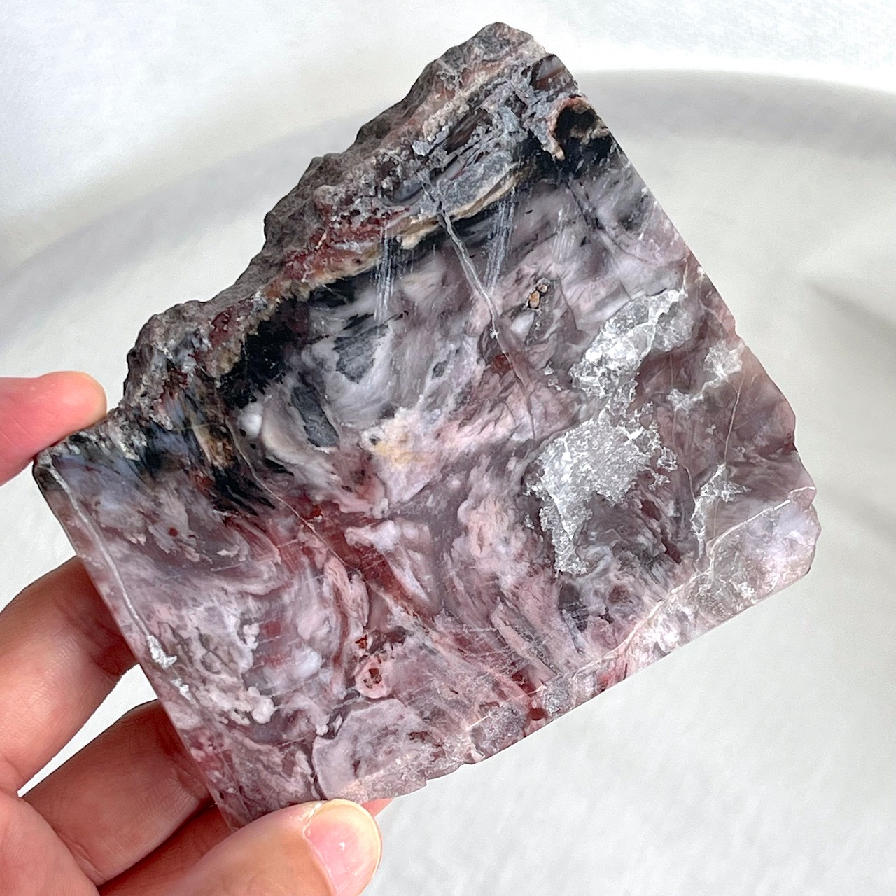 ピンクペトリファイドウッド*プレート*250810-02*天然石*置き物*インテリアストーン