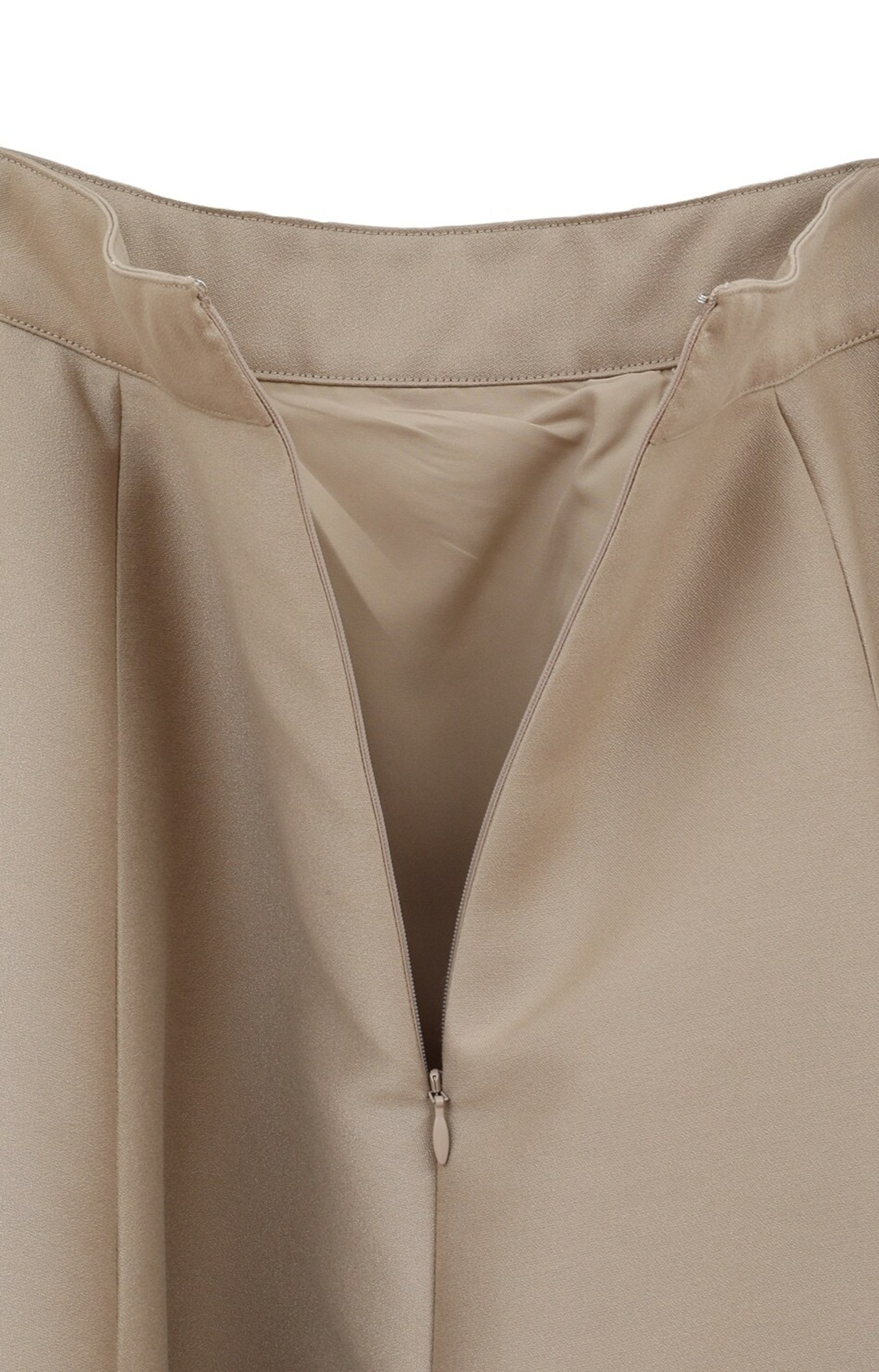 CLANE VOLUME FLARE SKIRT