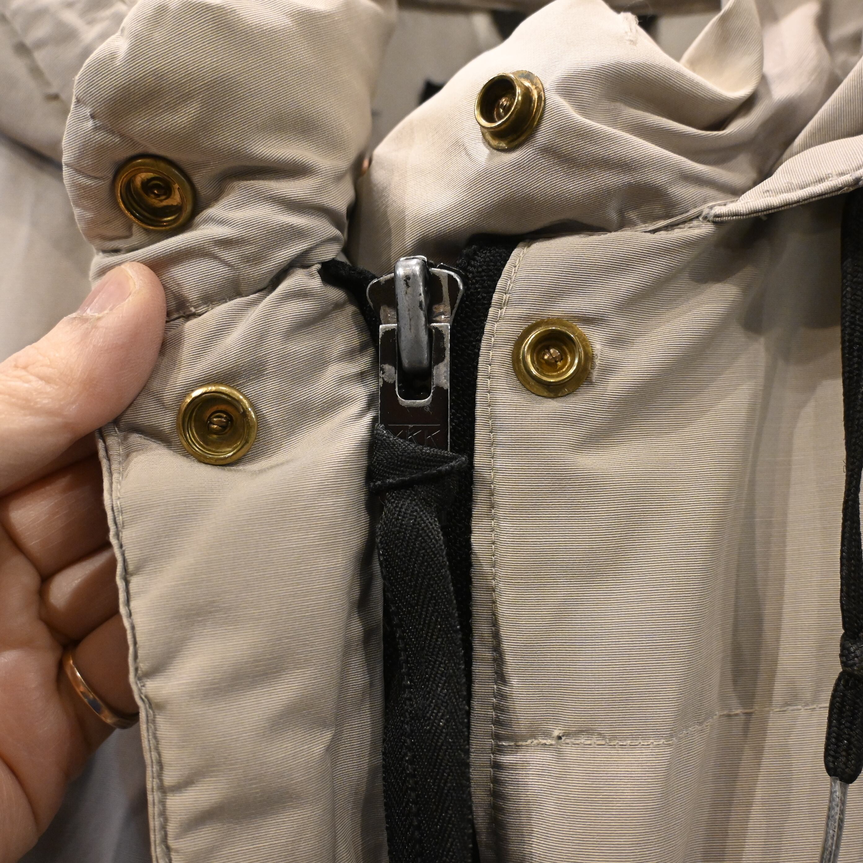 L ] Eddie Bauer 80-90's Canada製 Down Quilt Parker , Gray | 広島
