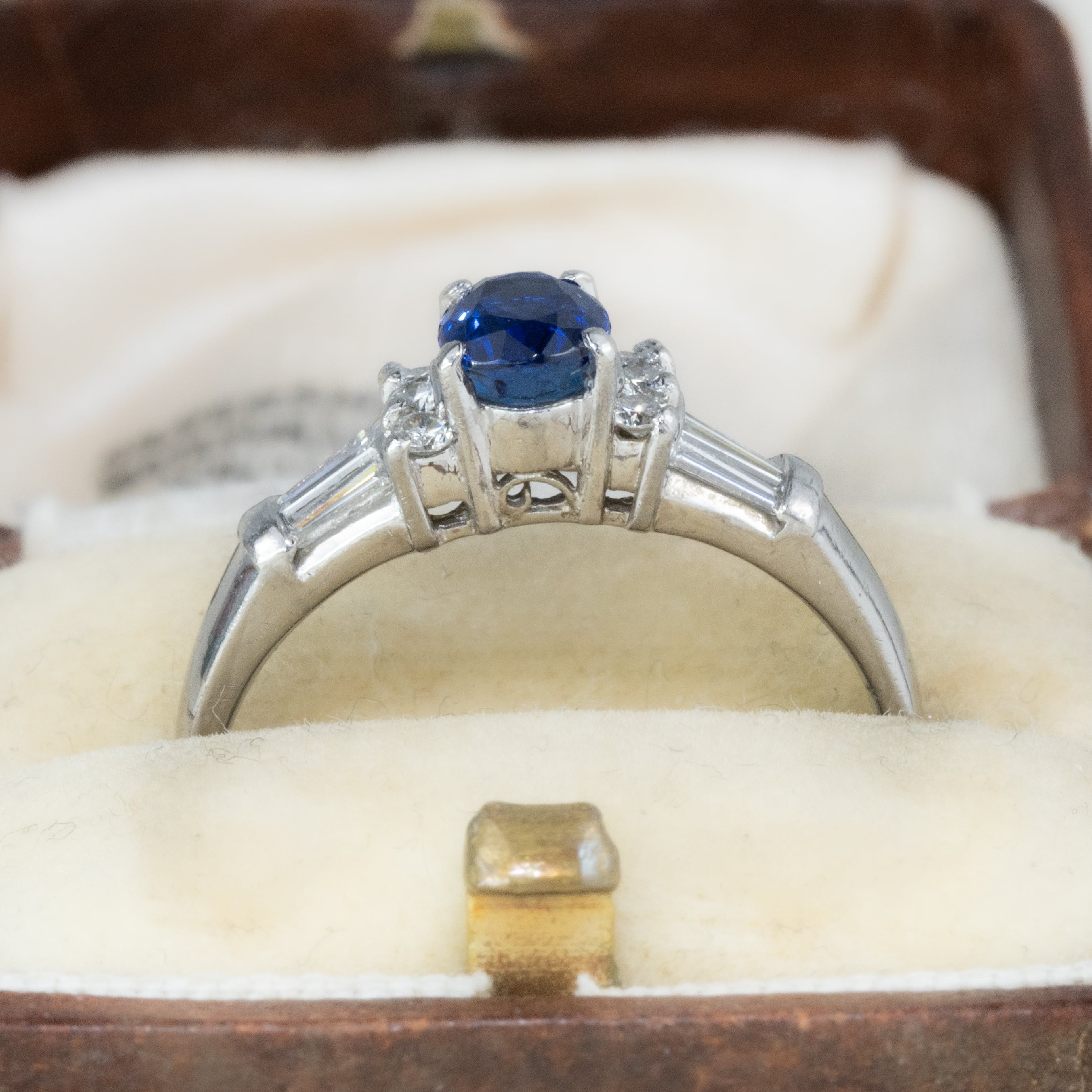 日本の作品】昭和レトロ デザイン ヴィンテージ リング Pt900  