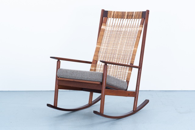Hans Olsen | model.532A Rocking Chair