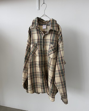 -BIG MAC- Vintage 70s XL Flannel shirt