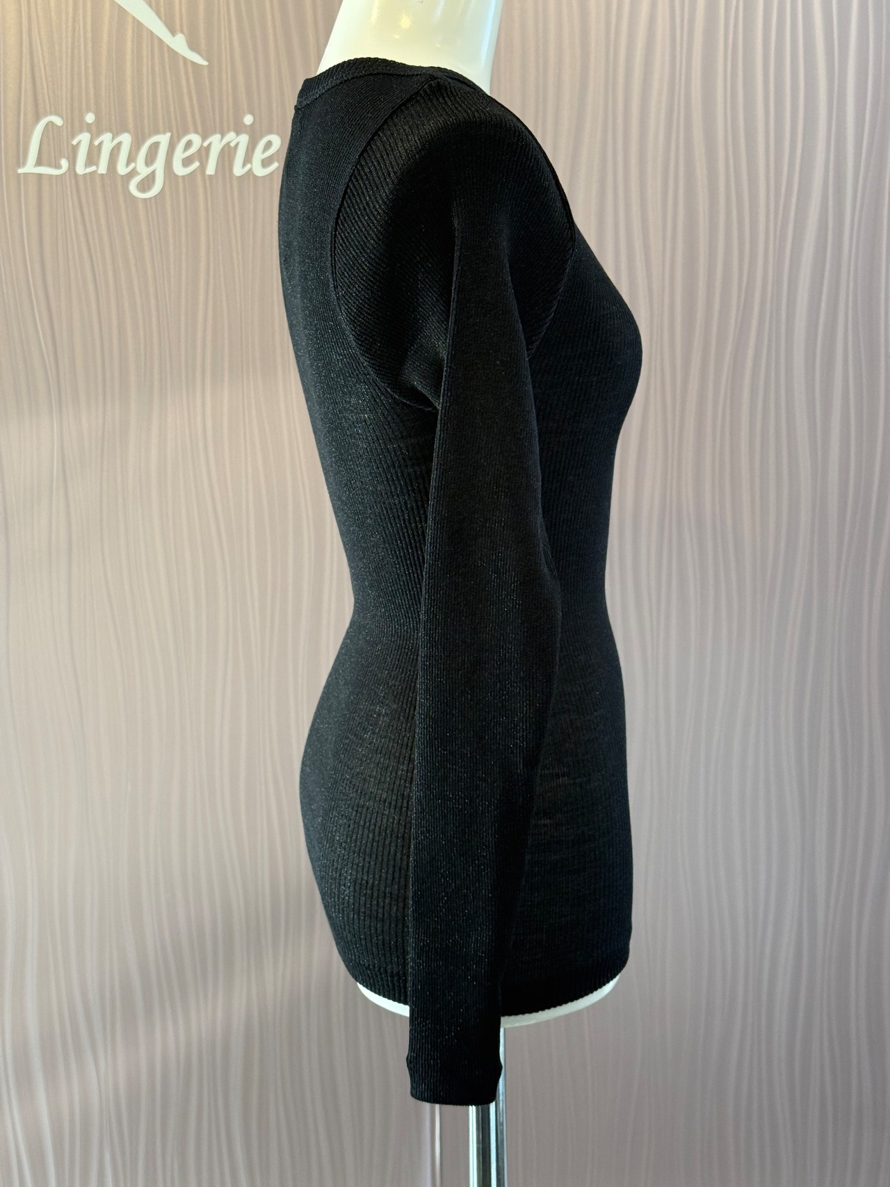 ウールシルクラメ入り トップス NERO LUREX 2サイズ fraly