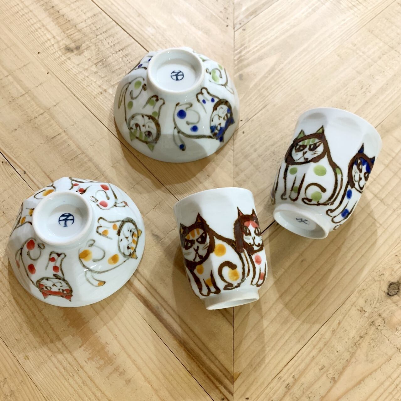 水玉猫 ご飯茶碗 | 24to3［西富陶磁器オンラインストア 有田焼・波佐見焼］