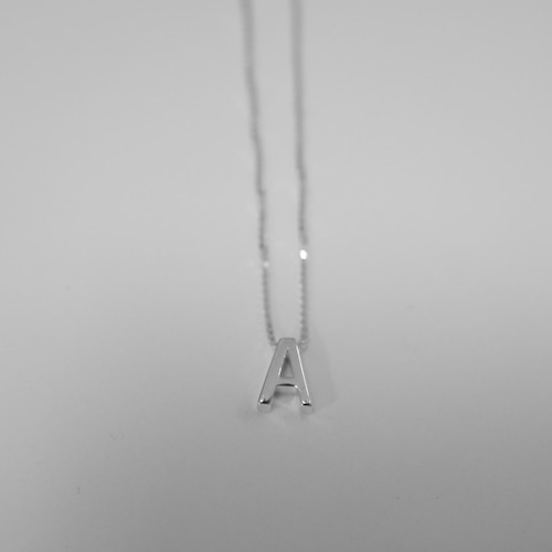 Initial necklace/SV