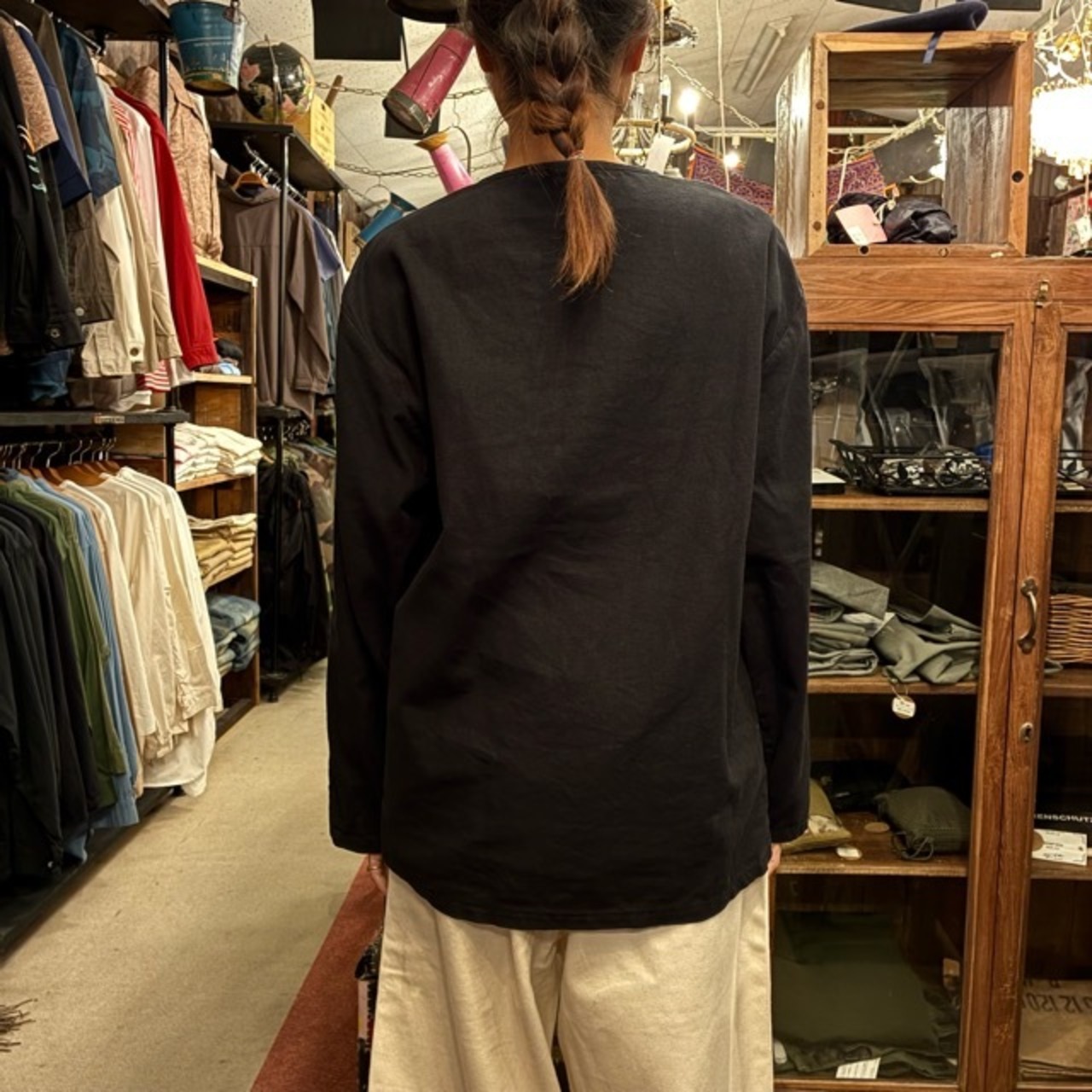 French type Linen cotton Henley shirt L/S Black dyeing　フランスタイプ　リネンコットンヘンリーネックシャツ　ブラック染　L/S　ファッション　ユニセックス　軍物　フランス軍　ミリタリー　長袖　インナー　ブラウス　後染め