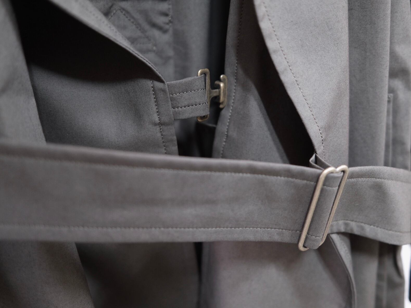 希少 CIOTA スビンコットンタイプライタータイロッケンコート ダークグレー CIOTA - 【ラスト1点】【22SS】スビンコットンタイプライタータイ