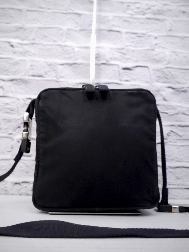 レア◇PRADA プラダ 男女可 BOX型 テスート ナイロン クロス レア◇PRADA プラダ 男女可 BOX型 テスート ナイロン クロス
