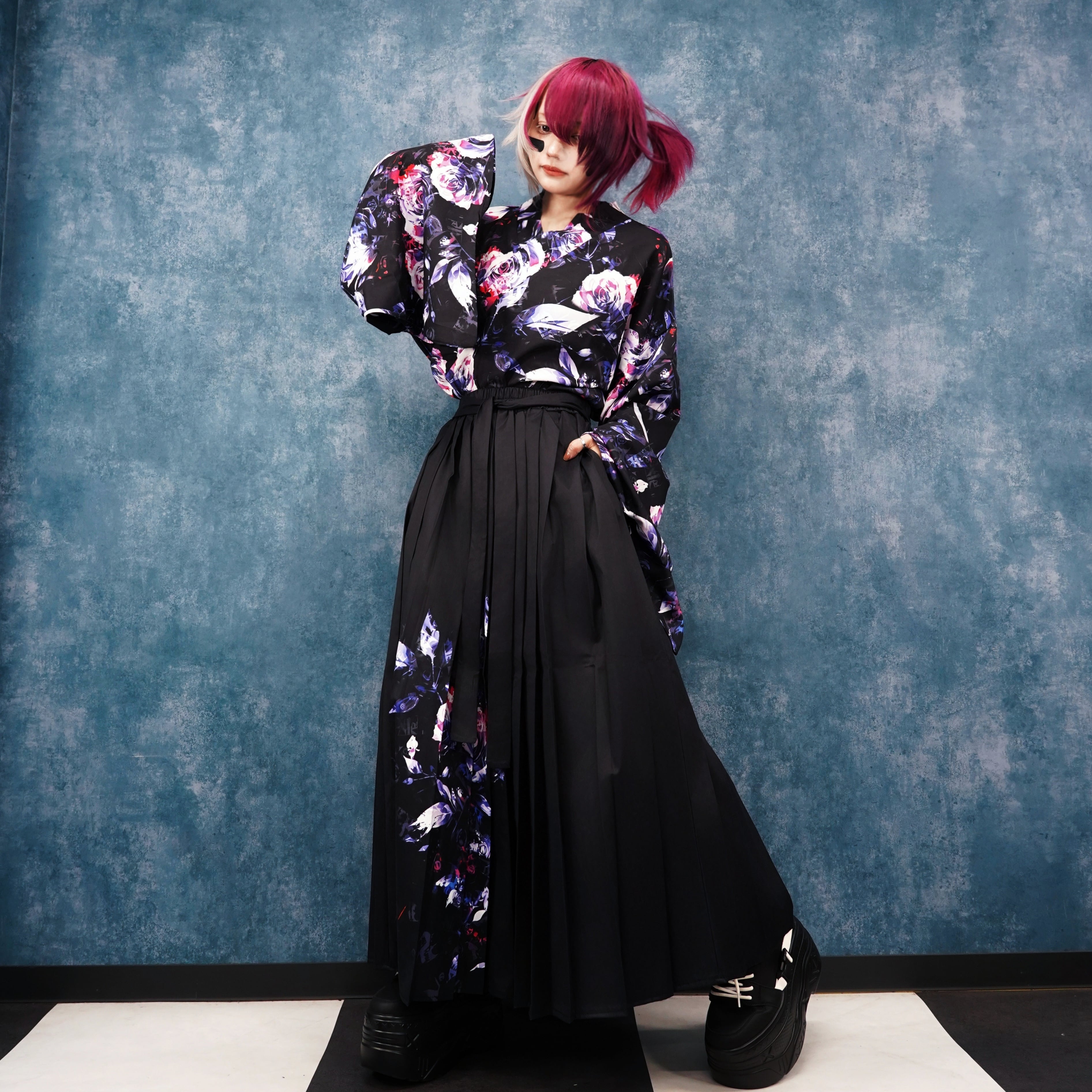 ポケット付き袴風ユニセックススカート【和柄薔薇】 | NIER CLOTHING