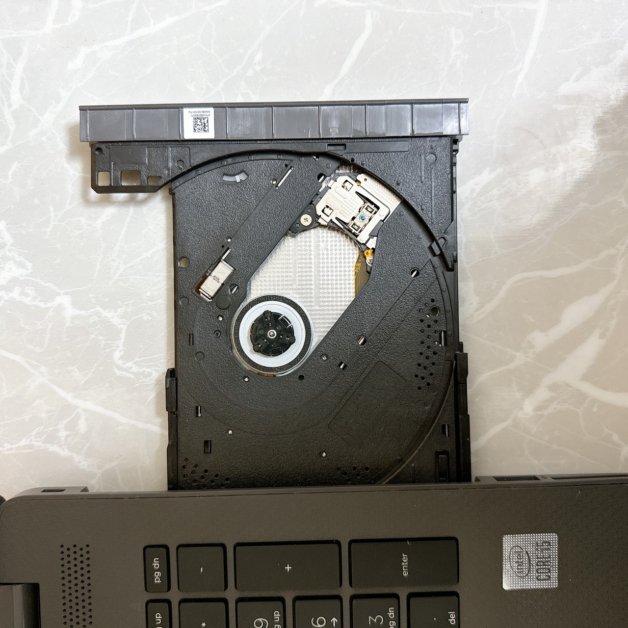 人気 2020年式 /HP 250 G7/メモリ8GB/SSD256GB/大型15.6インチ/ノートパソコン