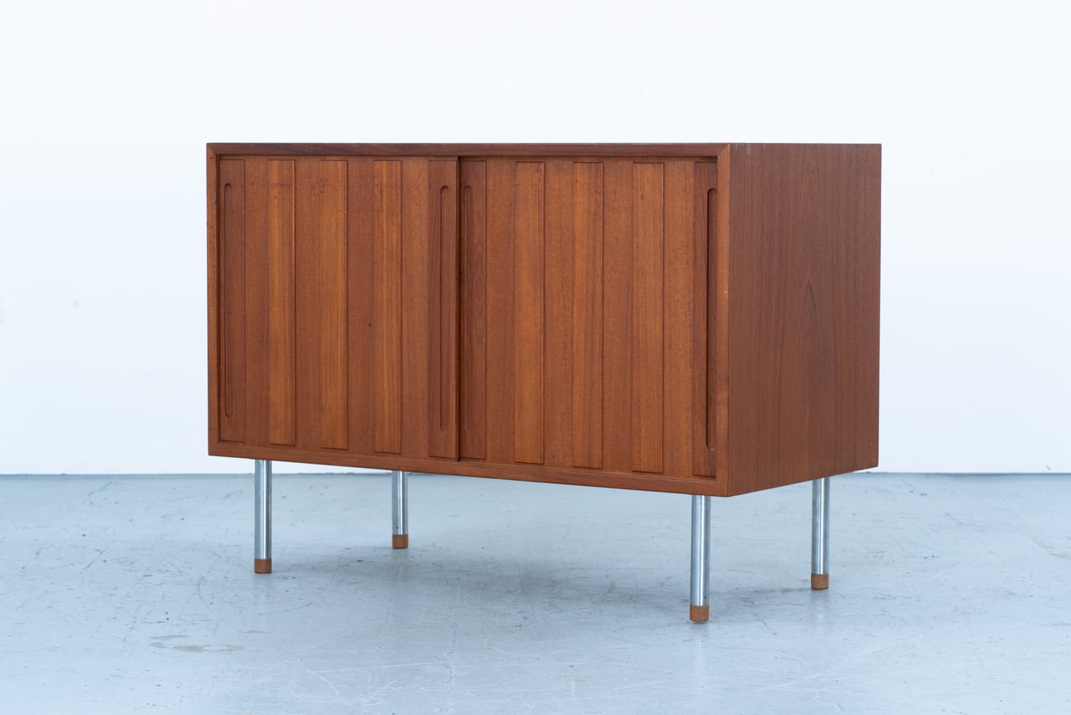 as it is】Hans J Wegner | RY100 Cabinet | kaikki gallery | 北欧