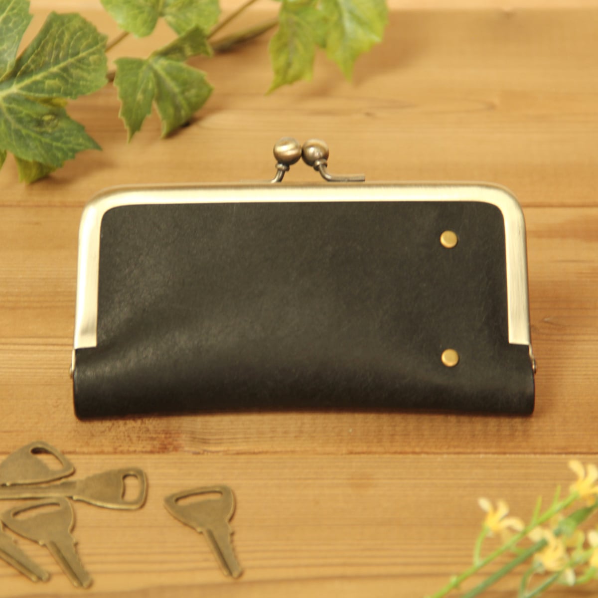 がま口キーケース / ブラック | HANARE LEATHER オンラインショップ