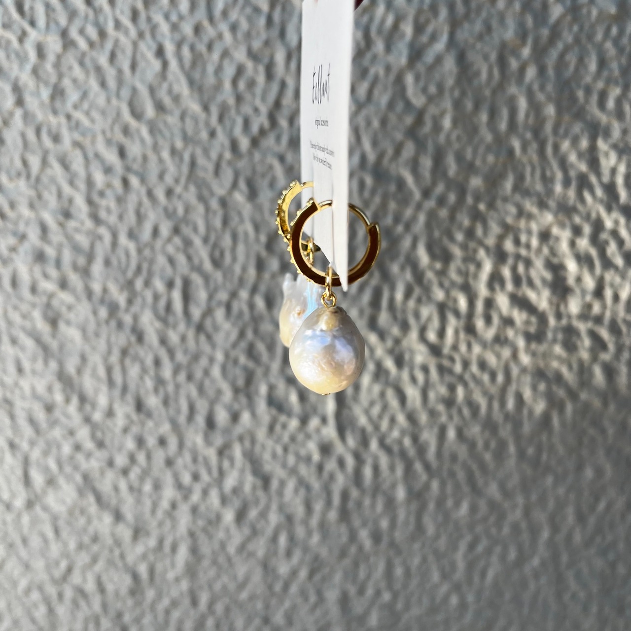 大粒バロックパールピアス