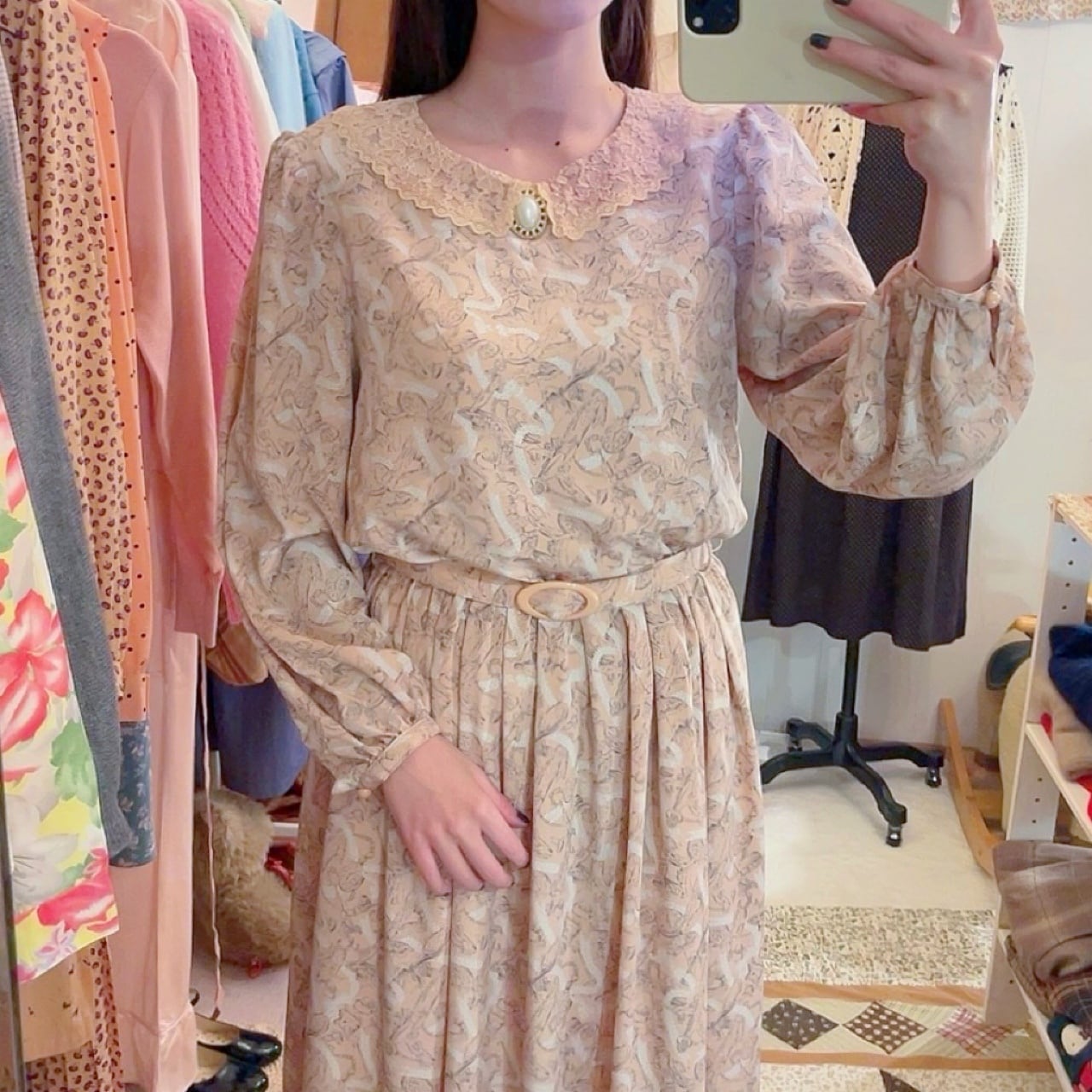 antique paris pattern pearl brooch one-piece