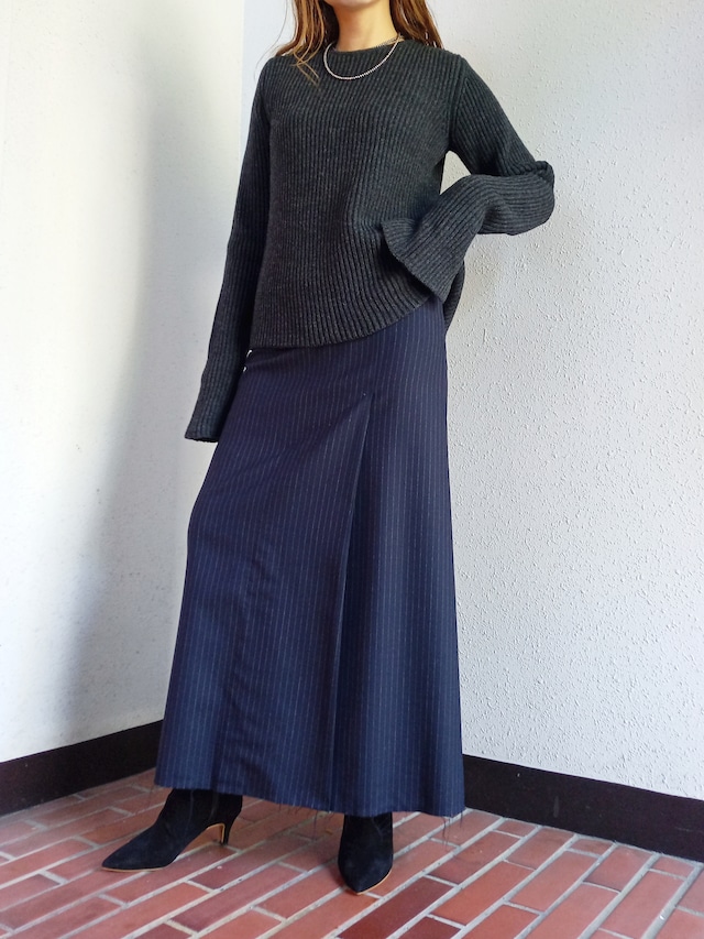 Uhr(Pinstripes Slit Skirt)