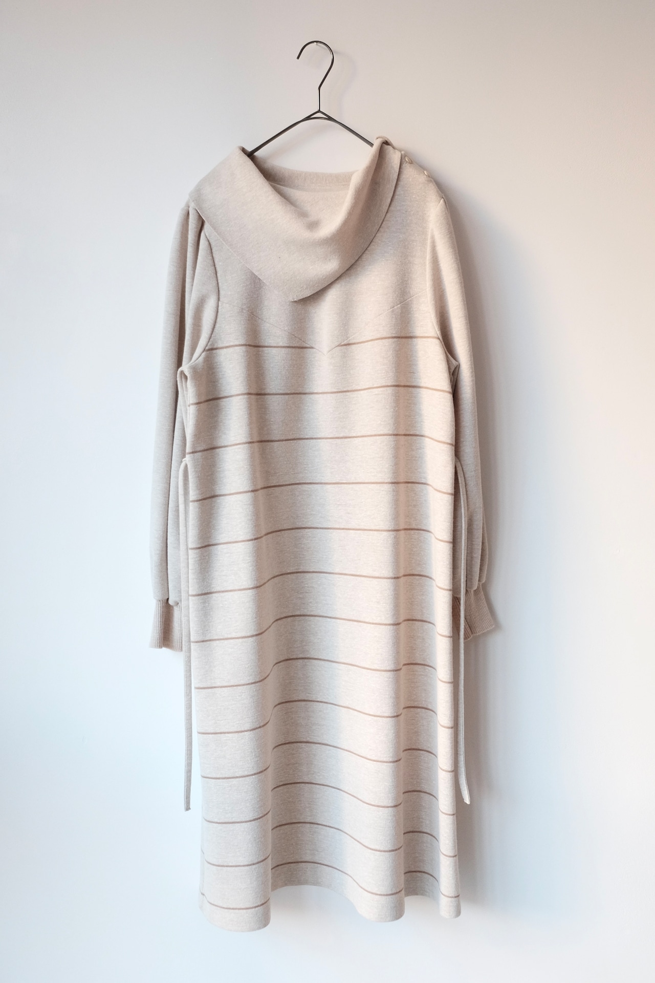Neutral color asymmetric neck knit dress