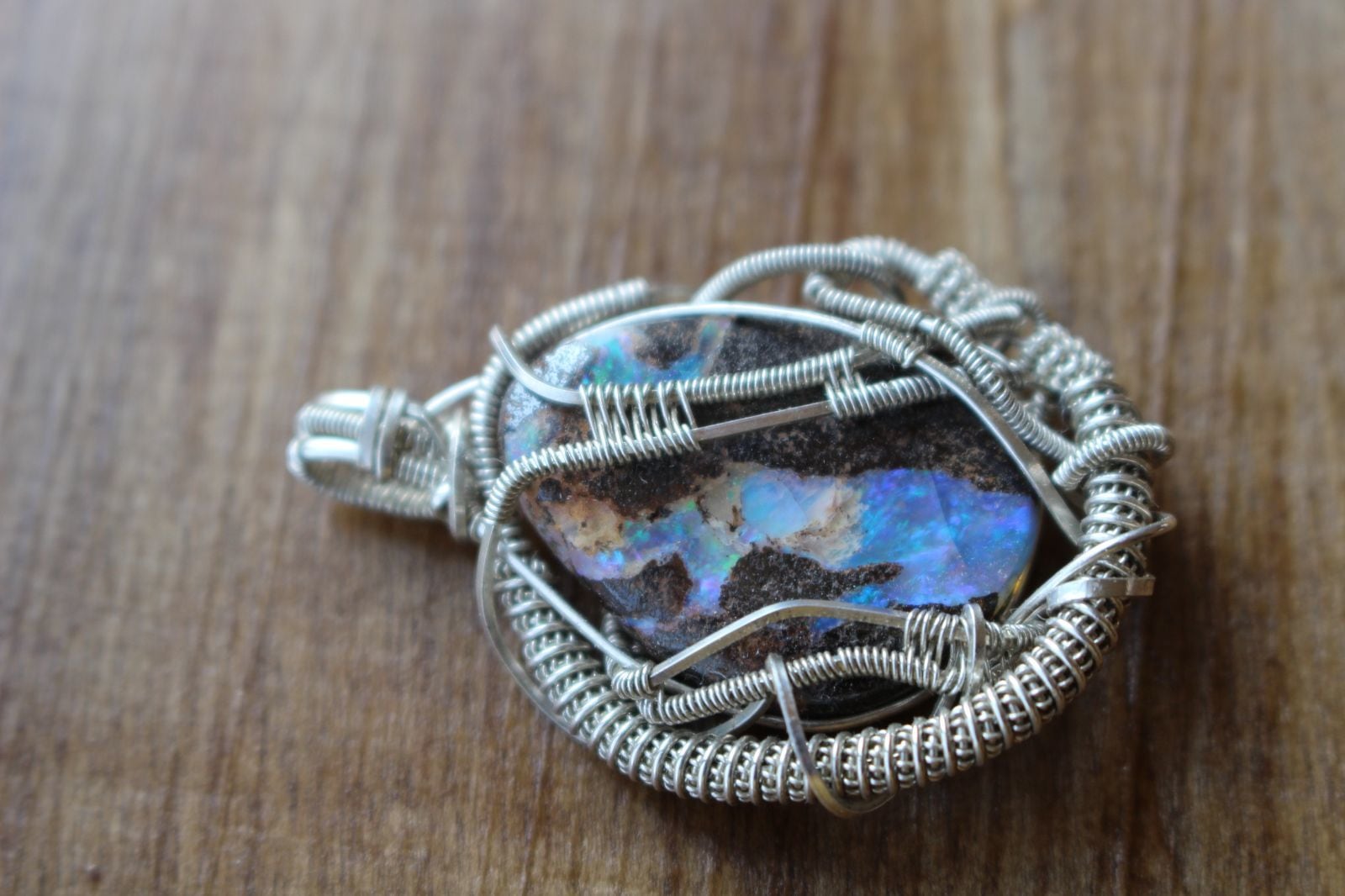 Boulder opal sillver925 wirewrapping pendant