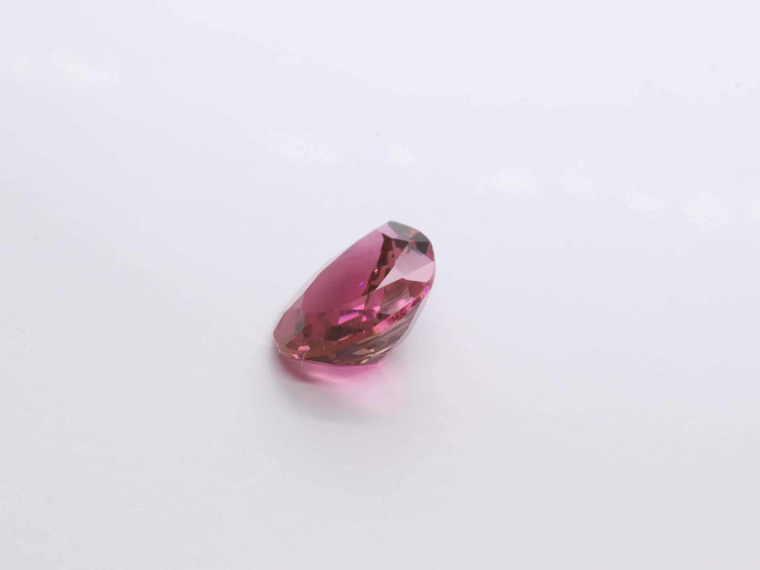 『天然ラブラドライト』0.83ct コンゴ産 ルース 宝石【1159】素材/材料